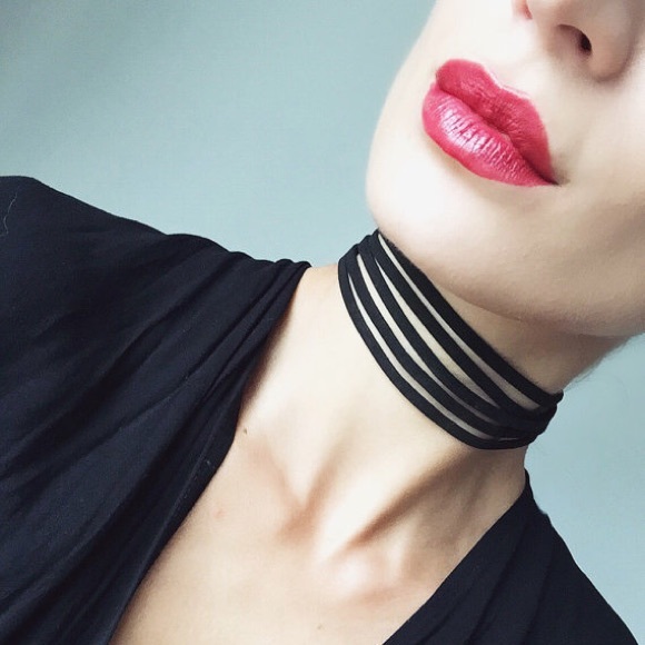 Jewelry - Black suede layered choker